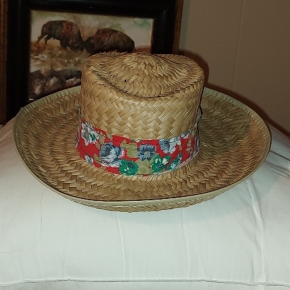 Straw Hat with Floral Band - Picture 5 of 6